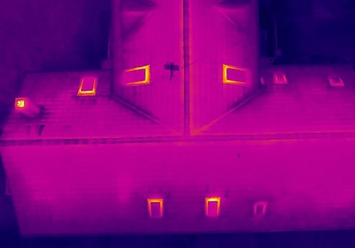 Ipari létesítmény radiometrikus hőkamerás drónvizsgálata Ipari létesítmény radiometrikus hőkamerás drónvizsgálata